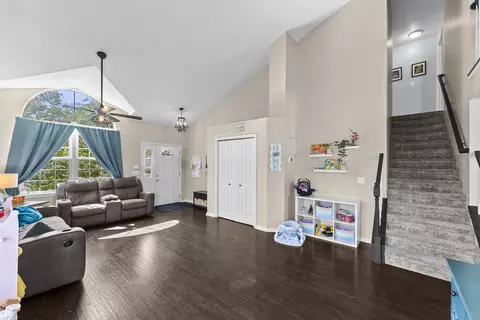 Other - 311 8th Ave, Hampton, IL 61256 photo 1 of 10