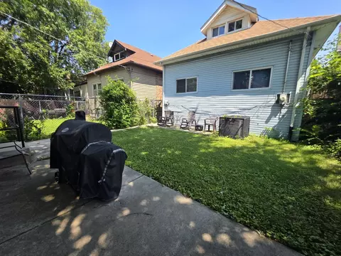 Exterior - 7824 S Hermitage Ave, Chicago, IL 60620 photo 4 of 4