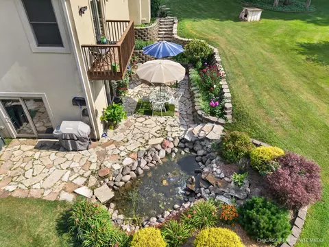 Exterior - 11923 Devonshire St, Algonquin, IL 60102 photo 10 of 10