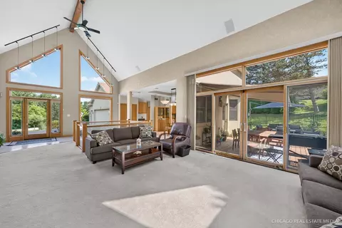 Living - 11923 Devonshire St, Algonquin, IL 60102 photo 1 of 1