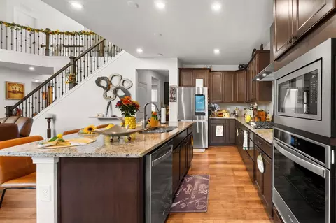 Kitchen - 27018 W Rustic Wood Ln, Plainfield, IL 60585 photo 3 of 3