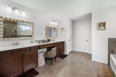 Entry Way - 27018 W Rustic Wood Ln, Plainfield, IL 60585 photo 4 of 4