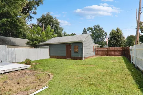 Exterior - 220 S Coolidge St, Normal, IL 61761 photo 2 of 4