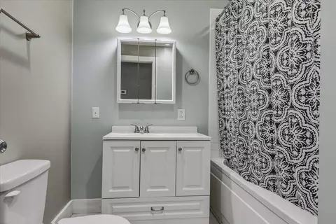 Bath - 220 S Coolidge St, Normal, IL 61761 photo 1 of 1