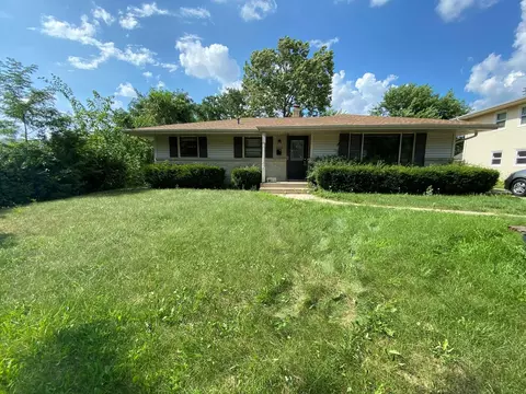 3708 Tennessee Dr, Rockford, IL 61108