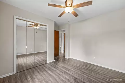 Bedroom - 136 Scott Dr, East Dundee, IL 60118 photo 3 of 4