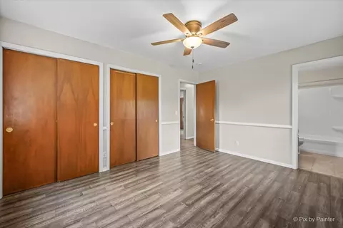 Bedroom - 136 Scott Dr, East Dundee, IL 60118 photo 1 of 4