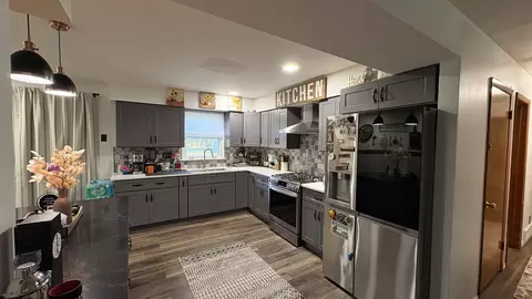Kitchen - 55 Dawn Ave, Plano, IL 60545 photo 2 of 4