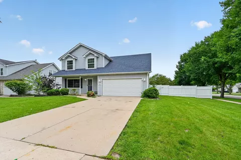 Exterior - 1301 Brookfield Dr, Plainfield, IL 60586 photo 11 of 11