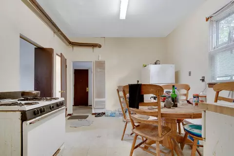Kitchen - 2856 W 38th Pl, Chicago, IL 60632 photo 5 of 5