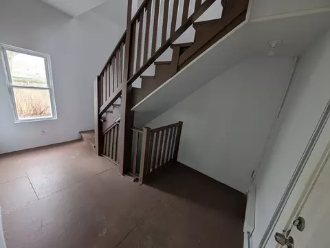 Entry Way - 654 E 92nd Pl, Chicago, IL 60619 photo 2 of 6