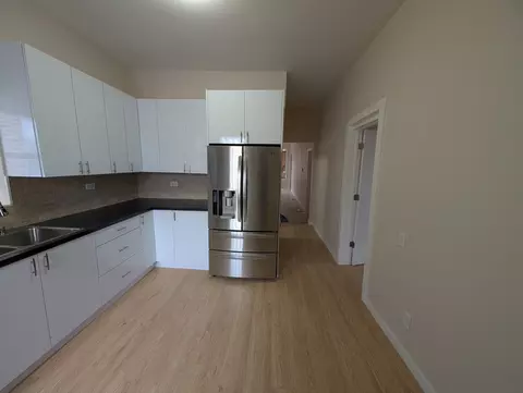 Kitchen - 654 E 92nd Pl, Chicago, IL 60619 photo 2 of 3