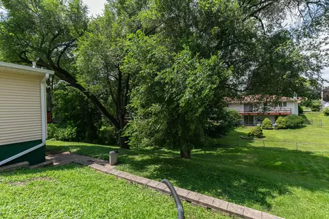 Exterior - 3325 40th St, Moline, IL 61265 photo 4 of 4