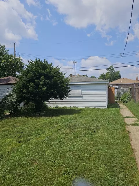 Exterior - 10638 S Eberhart Ave, Chicago, IL 60628 photo 2 of 2