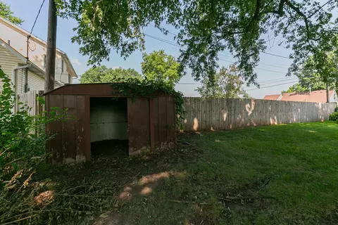 Exterior - 5011 48th St, Moline, IL 61265 photo 6 of 7