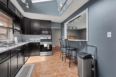 Kitchen - 2403 Hacker Dr, Joliet, IL 60435 photo 3 of 4