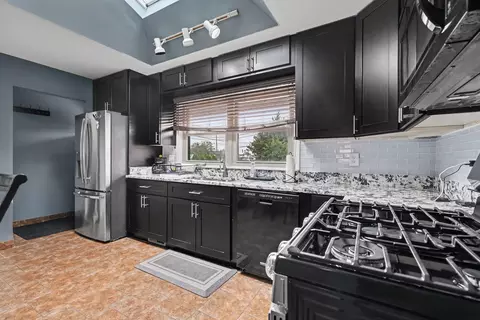 Kitchen - 2403 Hacker Dr, Joliet, IL 60435 photo 1 of 4