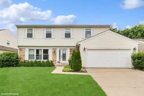 1344 Logsdon Ln, Buffalo Grove, IL 60089