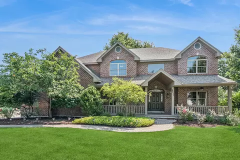 6831 Sunset Ave, Countryside, IL 60525