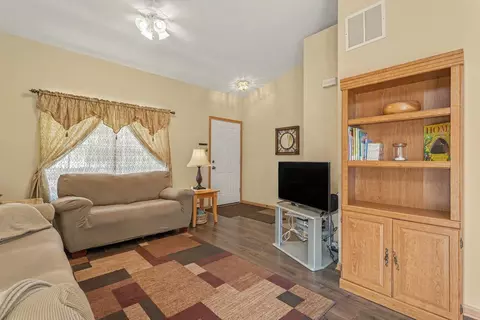 Other - 2824 Sun Valley Dr, Plainfield, IL 60586 photo 2 of 5