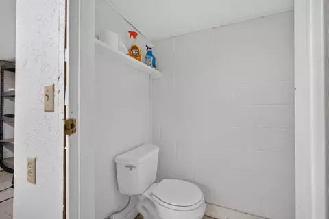 Bath - 14061408 S East St, Bloomington, IL 61701 photo 2 of 2