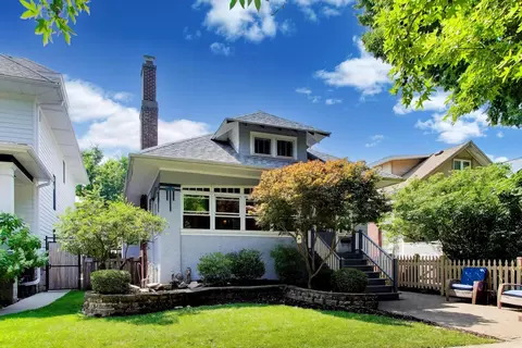 617 Clarence Ave, Oak Park, IL 60304