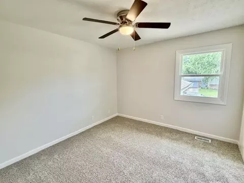 Bedroom - 104 Suelynn Dr, Normal, IL 61761 photo 3 of 4