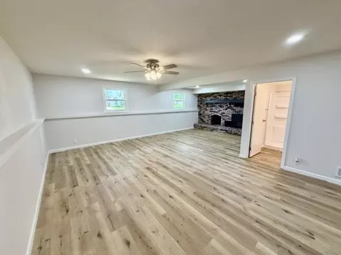 Living - 104 Suelynn Dr, Normal, IL 61761 photo 7 of 9