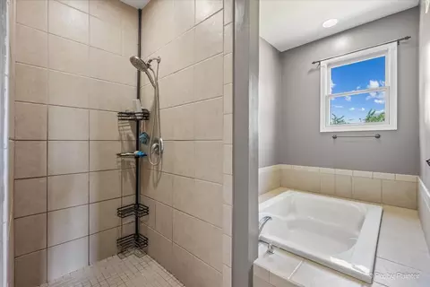 Bath - 176 S Channing St, Elgin, IL 60120 photo 2 of 6