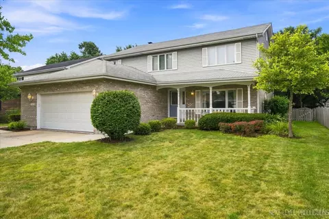 1054 S Oakland Ave, Villa Park, IL 60181