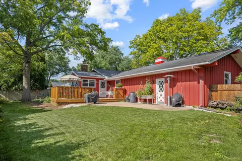 Exterior - 736 Deborah Ave, Elgin, IL 60123 photo 4 of 6