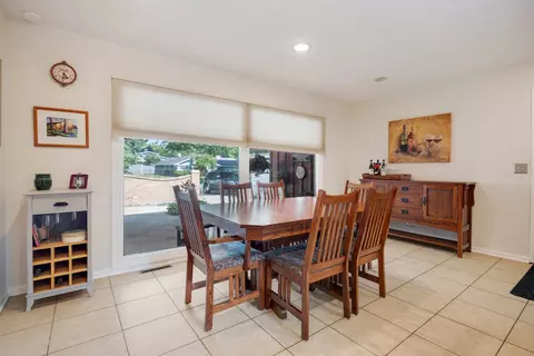 Dining - 736 Deborah Ave, Elgin, IL 60123 photo 1 of 2