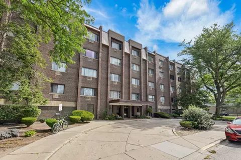 8444 W Wilson Ave W #208-S, Chicago, IL 60656