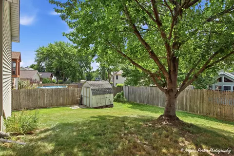Exterior - 4729 Crystal Trl, Mchenry, IL 60050 photo 6 of 7