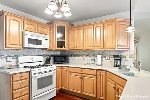 Kitchen - 4729 Crystal Trl, Mchenry, IL 60050 photo 1 of 2