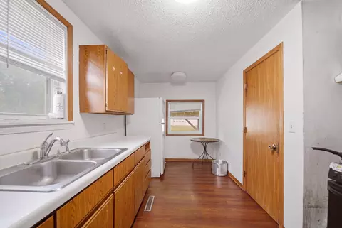 608 E 10th St, Rock Falls, IL 61071 photo 3
