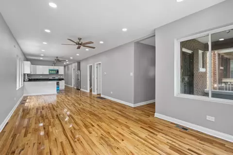 Living - Undisclosed, Chicago, IL 60620 photo 3 of 9