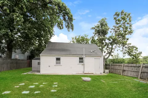 1107 E Joliet St, Crown Point, IN 46307 photo 19