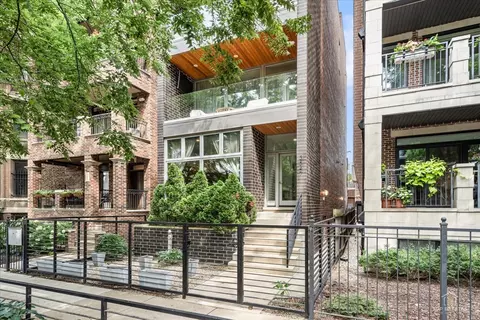 3547 N Reta Ave #101, Chicago, IL 60657