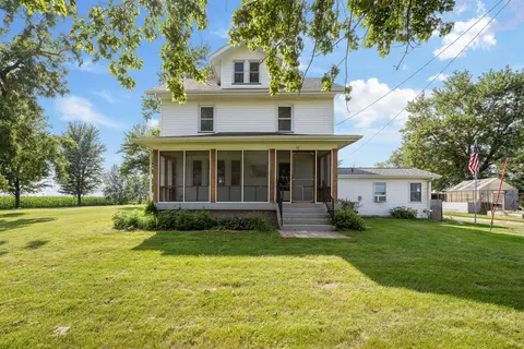 Exterior - 23624 145th Ave, Eldridge, IA 52748 photo 1 of 14