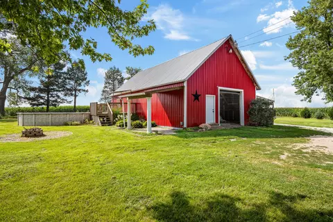 Other - 23624 145th Ave, Eldridge, IA 52748 photo 2 of 9