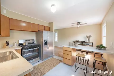 Kitchen - 2203 Kirchoff Rd, Rolling Meadows, IL 60008 photo 2 of 2
