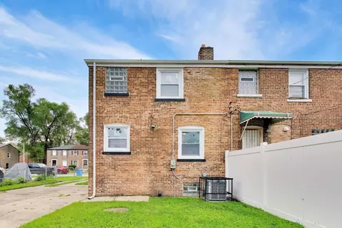 Exterior - 2504 E 96th St, Chicago, IL 60617 photo 4 of 8