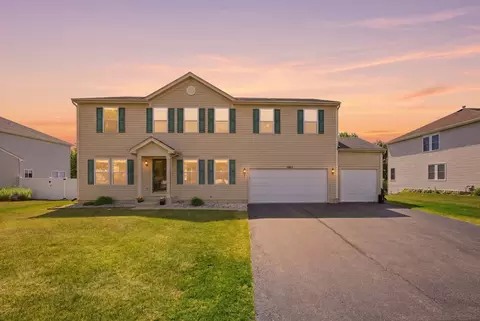 2905 Plumrose Ln, Mchenry, IL 60050