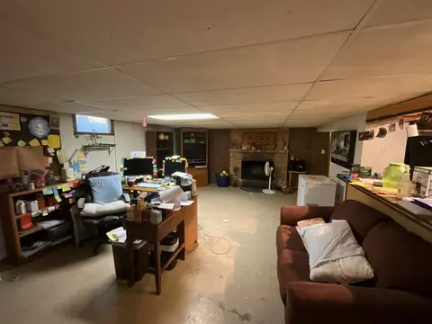 Other - 852 Carr St, Elgin, IL 60123 photo 5 of 10