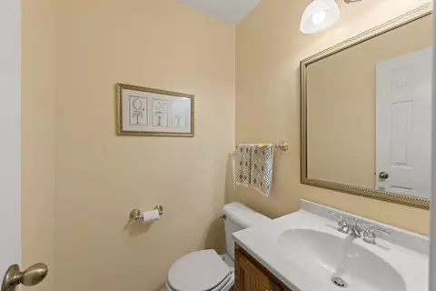Bath - 27 W327 Providence Ln, Winfield, IL 60190 photo 1 of 3