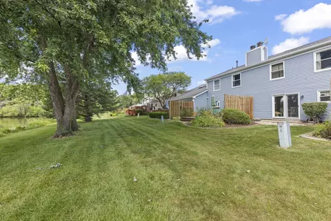 Exterior - 27 W327 Providence Ln, Winfield, IL 60190 photo 5 of 5