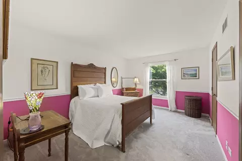 Bedroom - 27 W327 Providence Ln, Winfield, IL 60190 photo 1 of 4