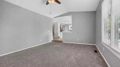 Living - 1014 Chicory Ln, Bloomington, IL 61704 photo 3 of 7