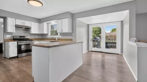 Kitchen - 1014 Chicory Ln, Bloomington, IL 61704 photo 1 of 4